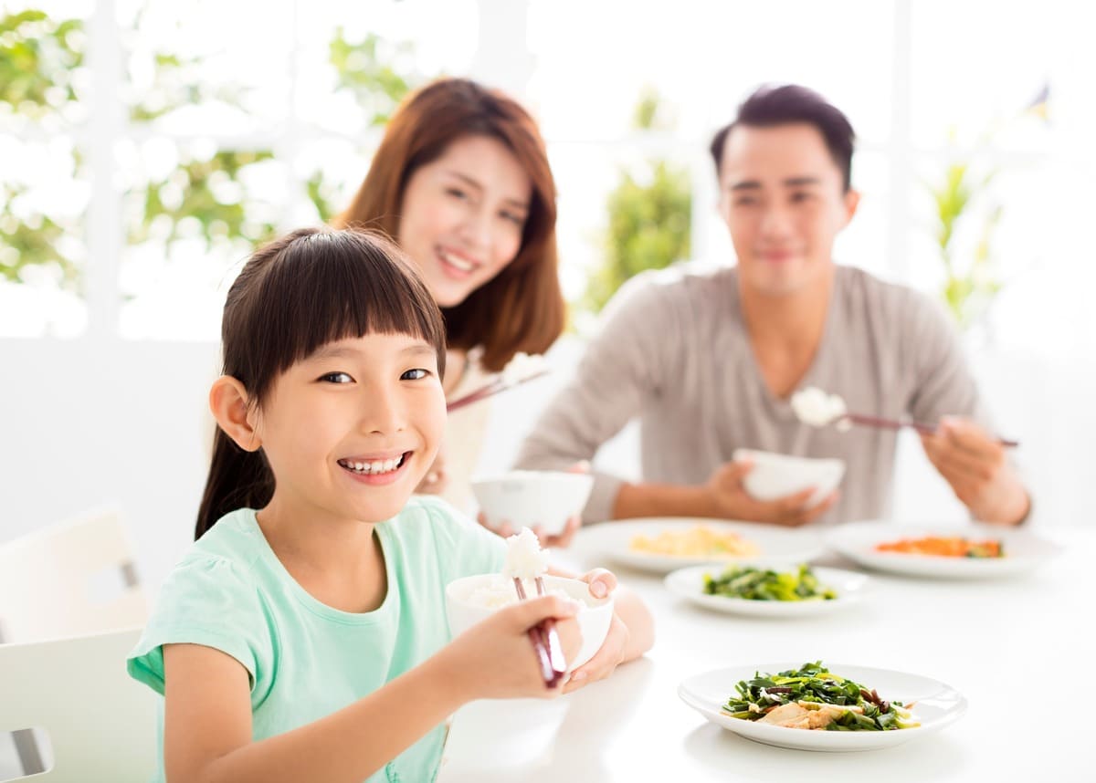 よい食習慣や生活習慣を身につけさせてあげることはとても大切なことです